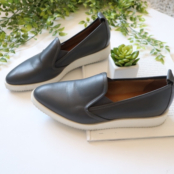 Everlane Leather Street Shoe - Picture 2 of 5
